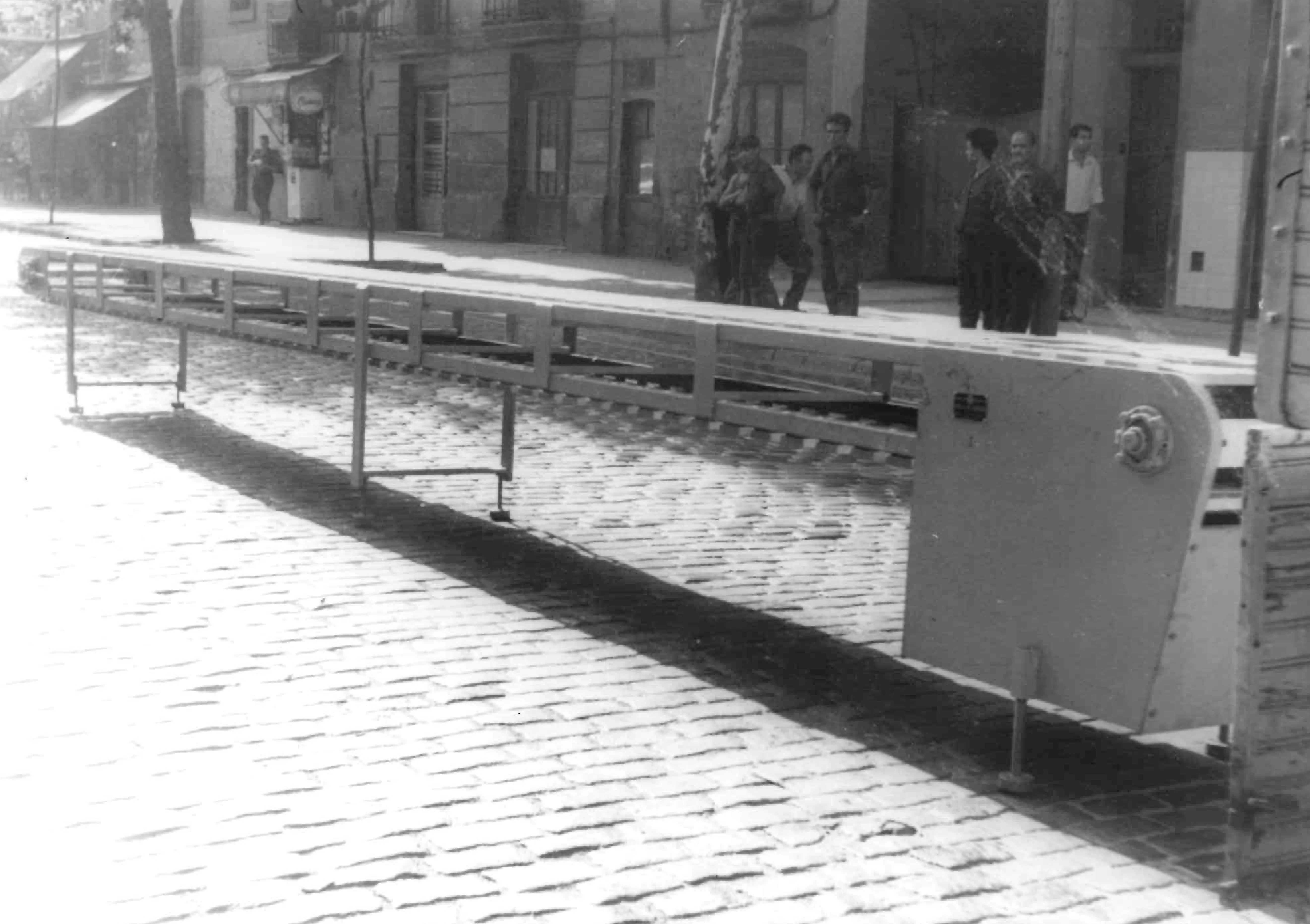 Ancienne Photographie des ateliers et convoyeurs de Renau Transportadors S.L